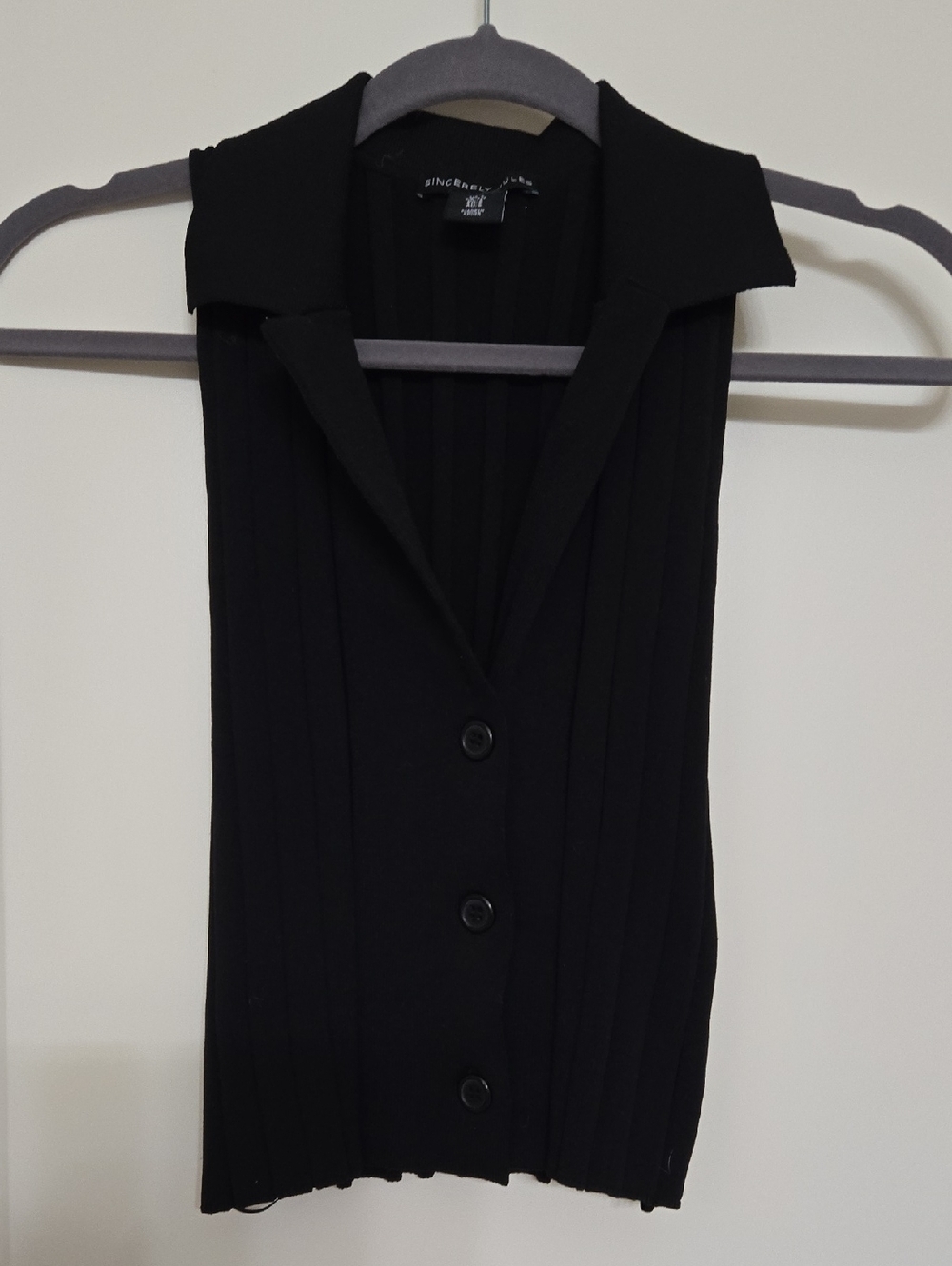 Sincerely Jules Black Ribbed Button-Front Tank Top